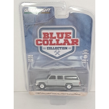 Greenlight 1:64 BC13 - Chevrolet Suburban K20 Custom Deluxe 1987 UNPAINTED GREEN MACHINE